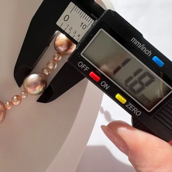 SOLD Genuine Baroque & Edison Pearl PEACH and LAVENDER Metallic Hues Necklace - Picture 10 of 11